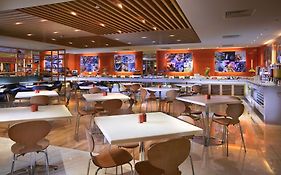 โรงแรมไอบิส สิงค์โปร์ ออน เบนคูเลน